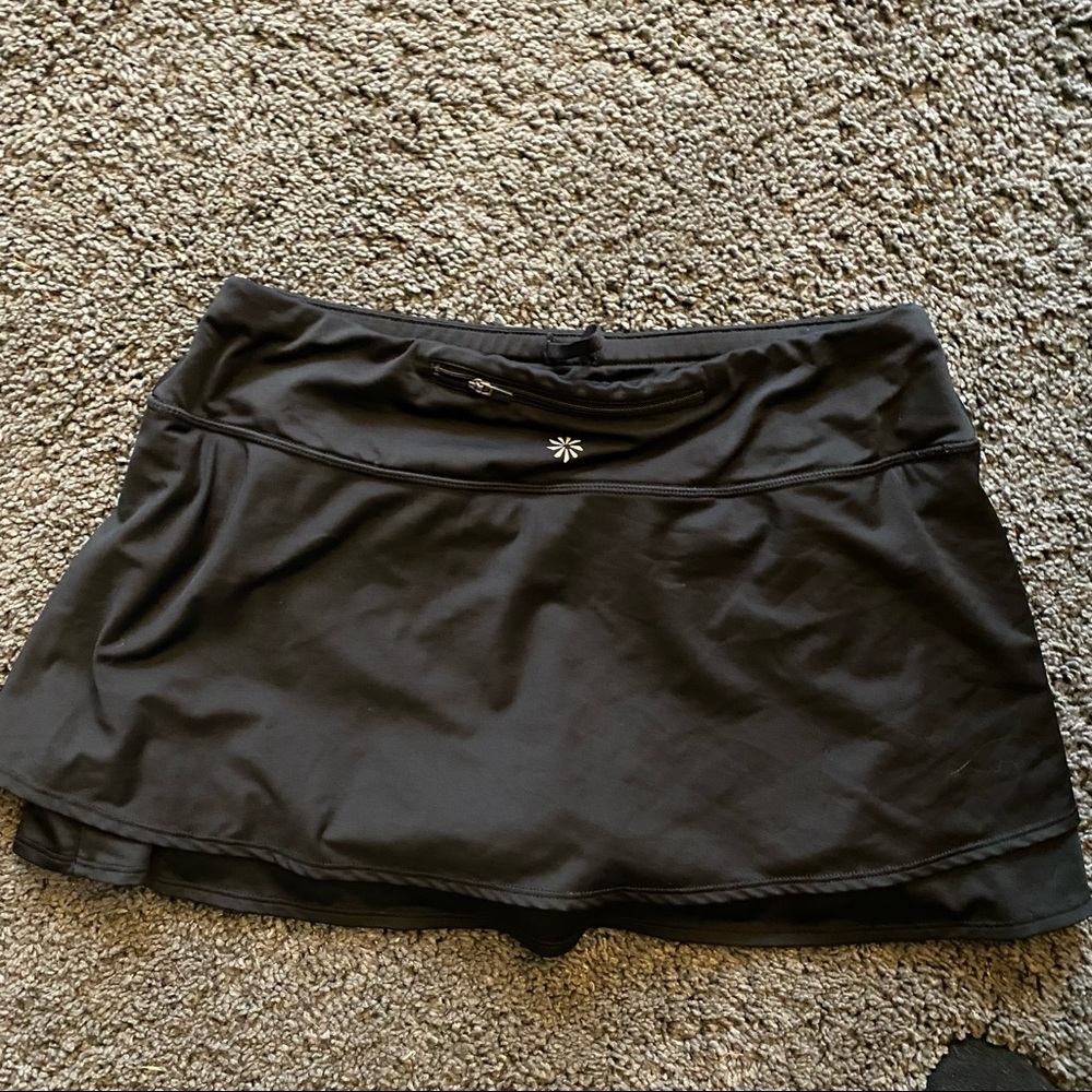 BLACK ATHLETA SIZE S EXERCISE SKORT - Picture 2 of 4